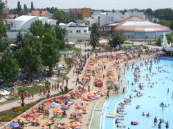 Parc acvatic AQUAPARK > tobogane apa, piscine, strand, bai termale, 190 km de Baia Mare - Hajduszoboszlo, MM, m2592_39.jpg